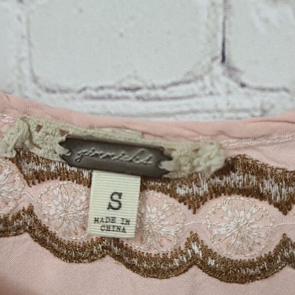Gimmicks BKE Lace Up Cold Shoulder Embroidered Top Blush Pink Soft Bell Sleeves - Picture 4 of 12